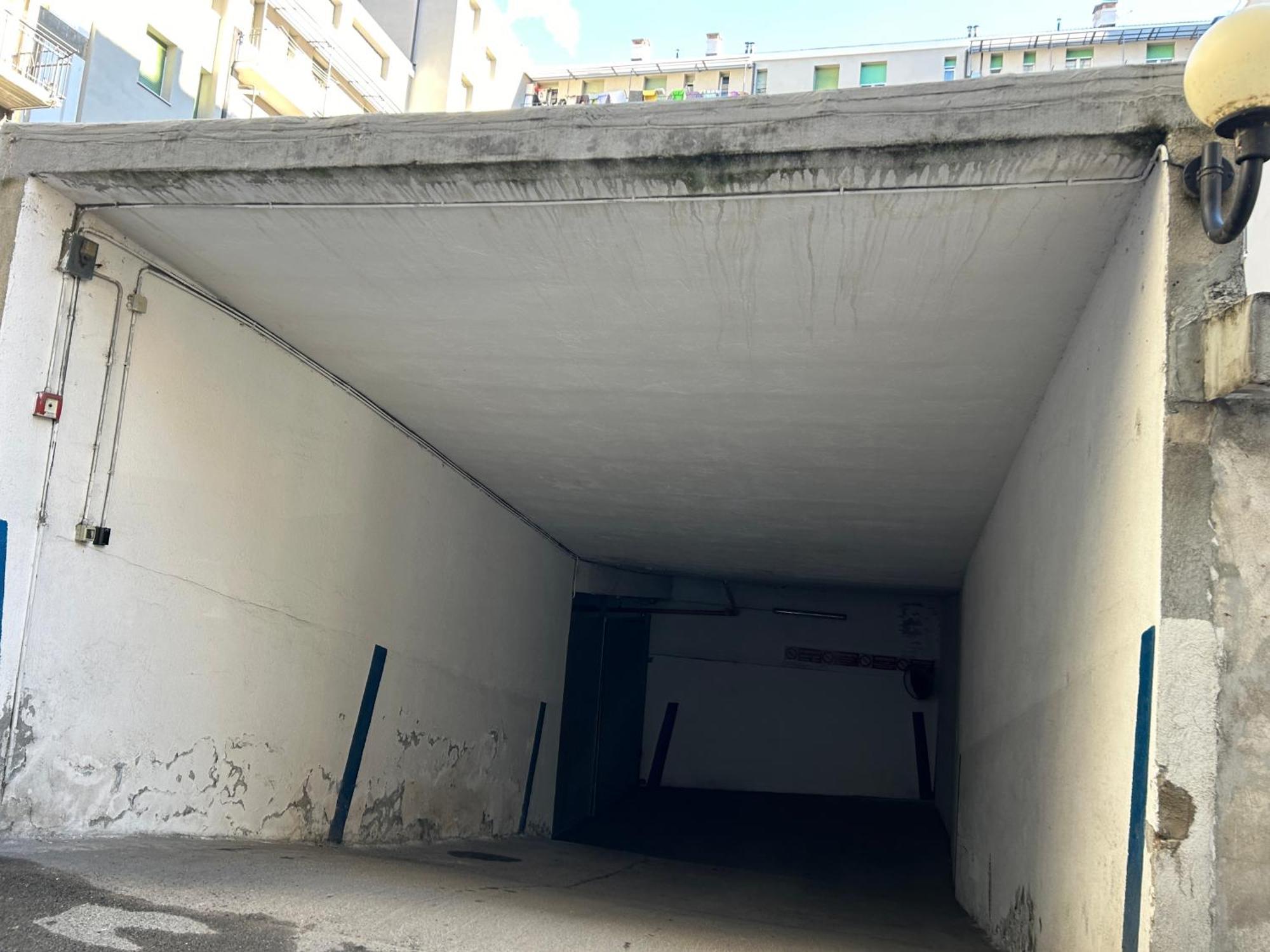 Un Nido Nel Centro Storico Con Garage Daire Aosta Dış mekan fotoğraf